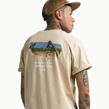 The North Face Футболка TNF S/S Places We Love Tee (Gravel-White) The North Face Футболка TNF S/S Places We Love Tee (Gravel-White)