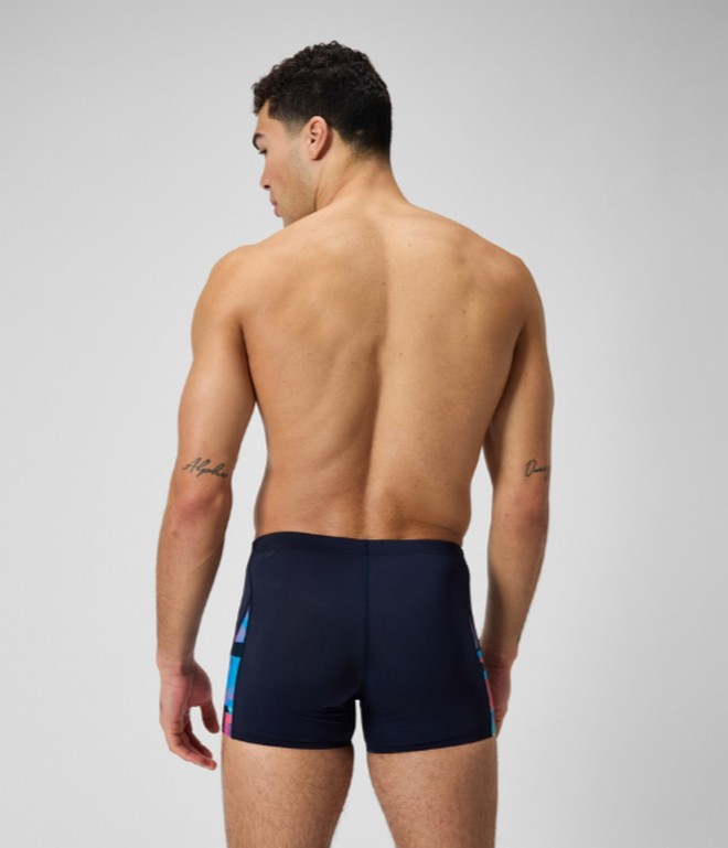 Плавки-шорты Speedo Club Training Allover Digital V-Cut Aquashorts (Мужской; 34 (50); синий/мультиколор)