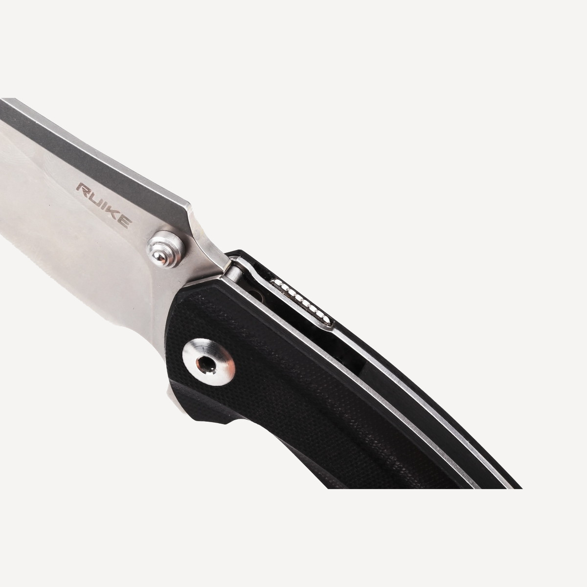 Нож складной RUiKE P155 (Сталь_14C28N/Черный_G10) Нож складной RUiKE P155 (Сталь_14C28N/Черный_G10)