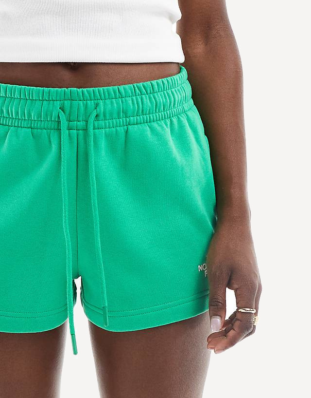 Шорты TNF W Evolution Short (Женский; S; OpticEmerald)