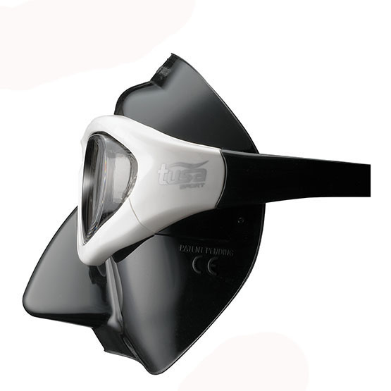 Маска UM-29 (черный силикон; BK/WC)