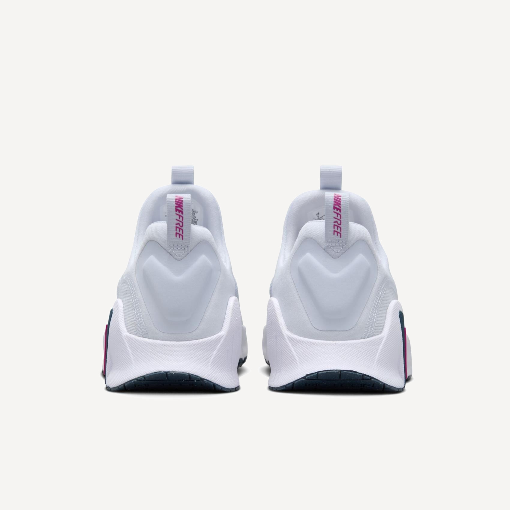 Кроссовки FREE METCON 6 Ws (RU 37.5 EU 38.5 USw 7.5 СМ 23.7; football grey/armoury navy/hot fuchsia)