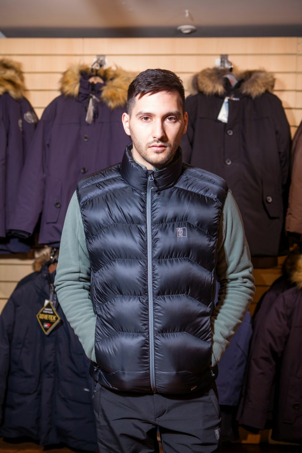 Жилет пуховый Гридь (; 58-182; черный)