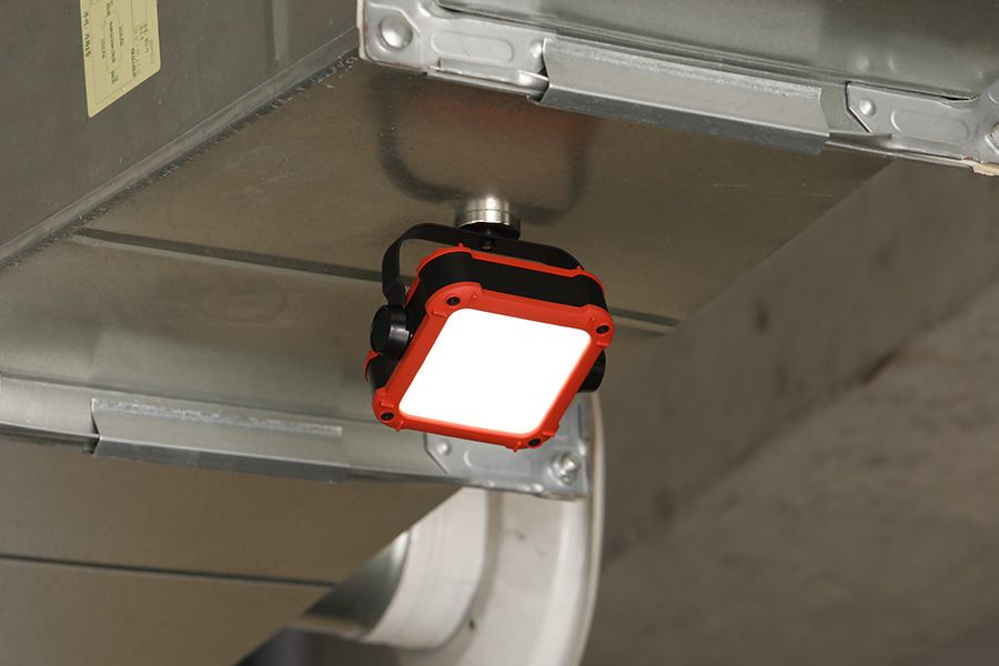 Держатель для фонарей Claymore Magnetic (стальной;)