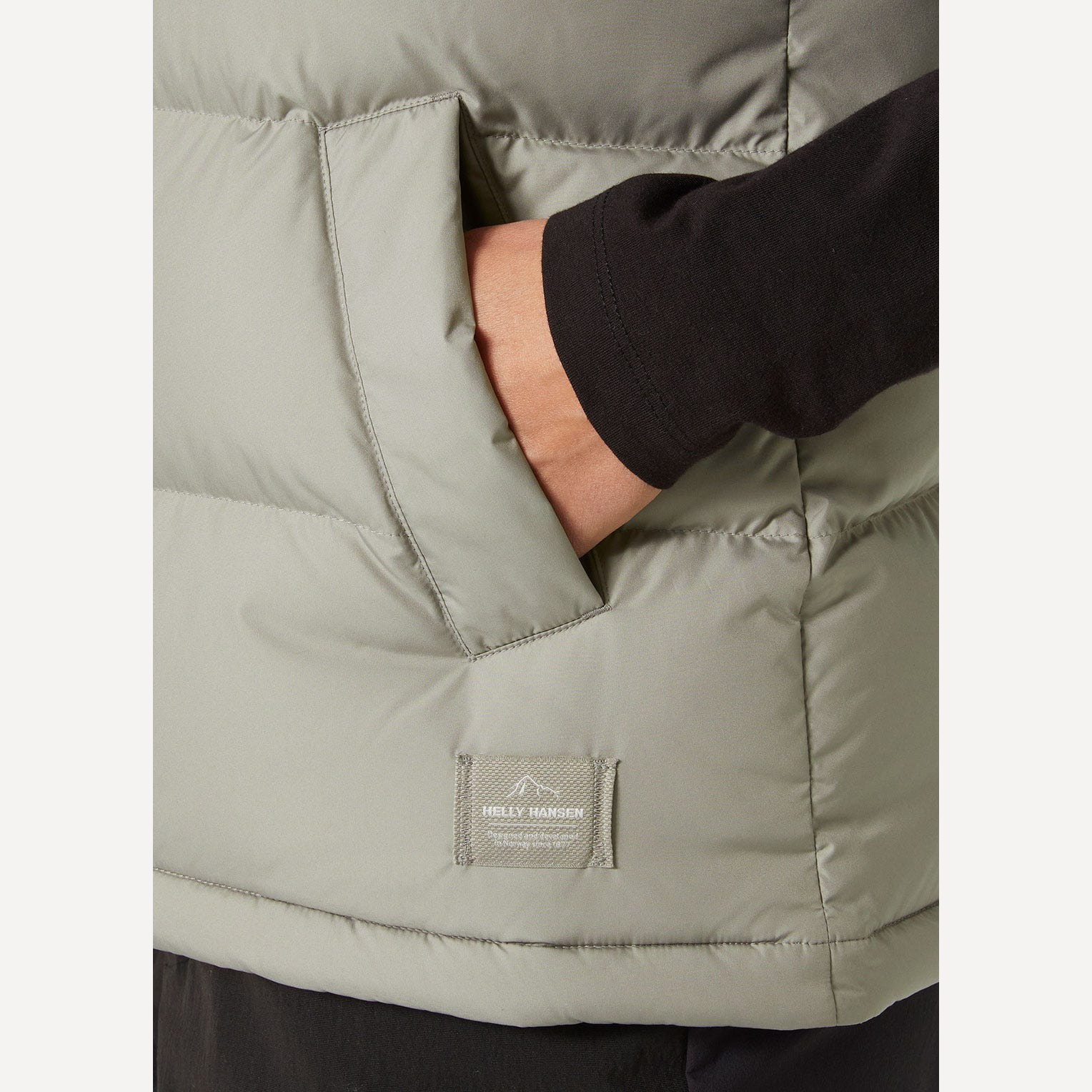 Жилет пуховой HH Wmn Isfjord Down Vest (S; Terrazzo) Жилет пуховой HH Wmn Isfjord Down Vest (S; Terrazzo)
