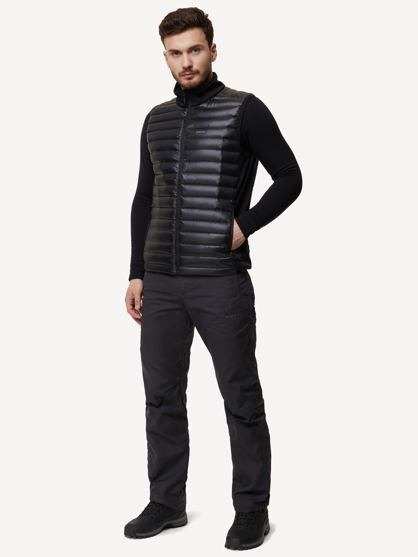 Жилет пуховой BASK Chamonix Lignt Vest (unisex; 48; Черный) Жилет пуховой BASK Chamonix Lignt Vest (unisex; 48; Черный)