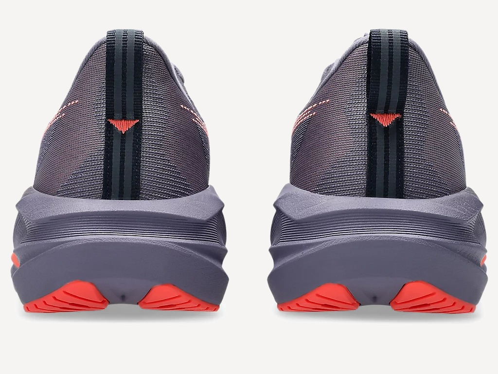 Кроссовки NOVABLAST 5 Ws (RU 37 EU 38 USw 7 СМ 24; greyish purple/coral reef )