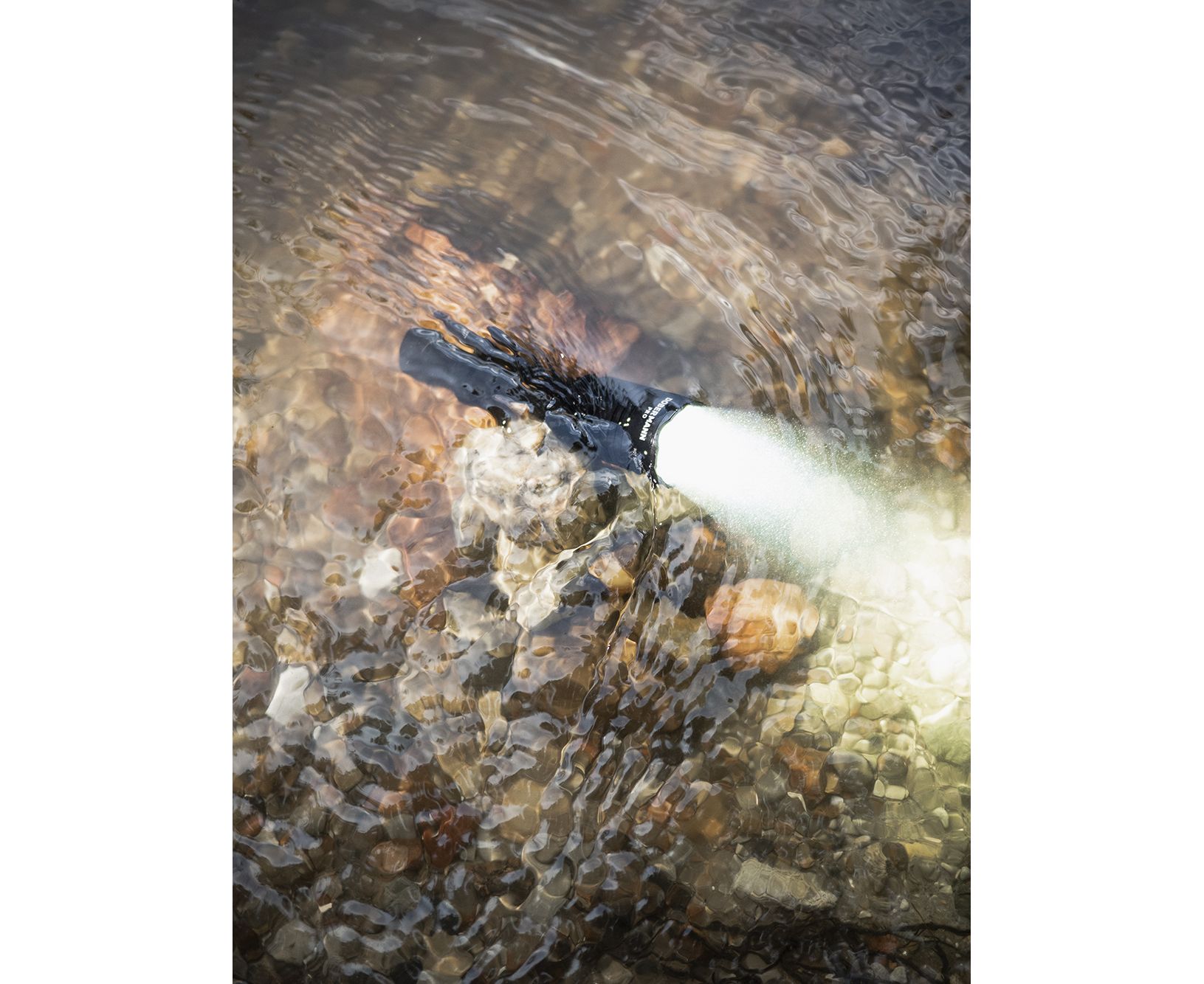 Фонарь ArmyTek Dobermann Pro (Black / Теплый; 1400Lm; акк18650-3500mAh)