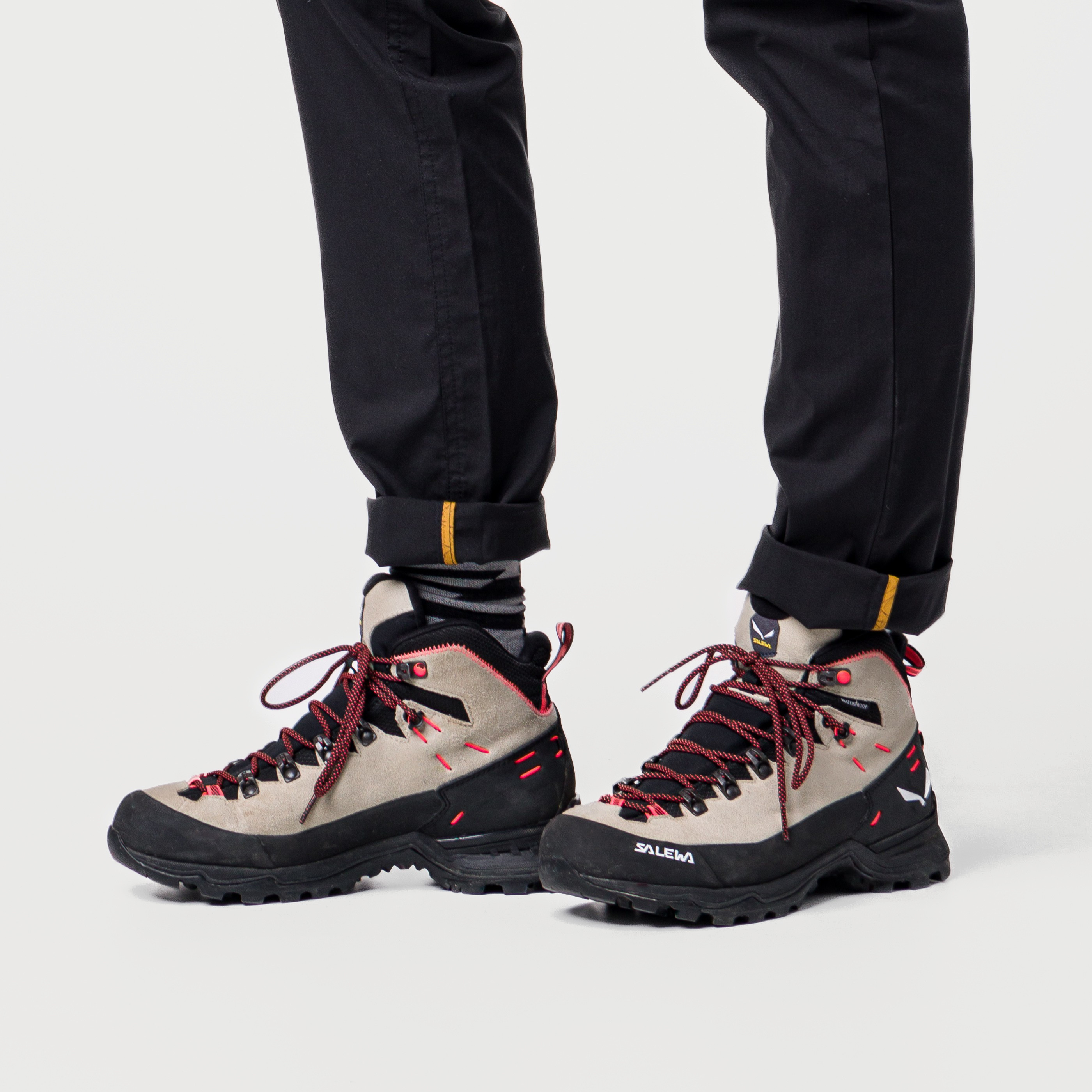 Ботинки Alp Mate Winter Mid WP PTX WS (EU 38.5 UK 5.5 USw 7.5 СМ 24.5; oatmeal/black)