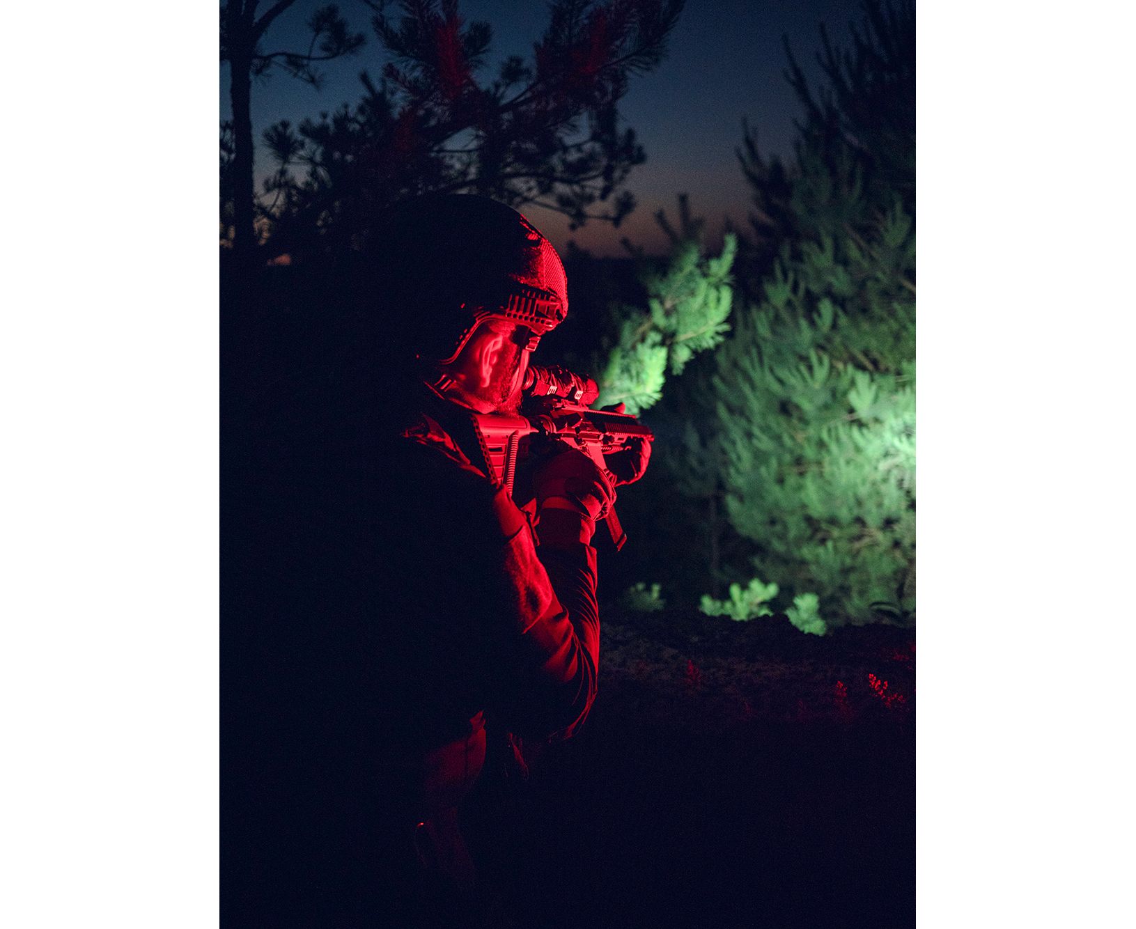 Фонарь ArmyTek Dobermann Pro (Black / Холодный; 1500Lm)