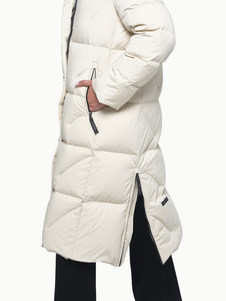 Пальто пуховое Аврора SkyStretch Goose мех Енот (Женский; 48; Светлый Беж)