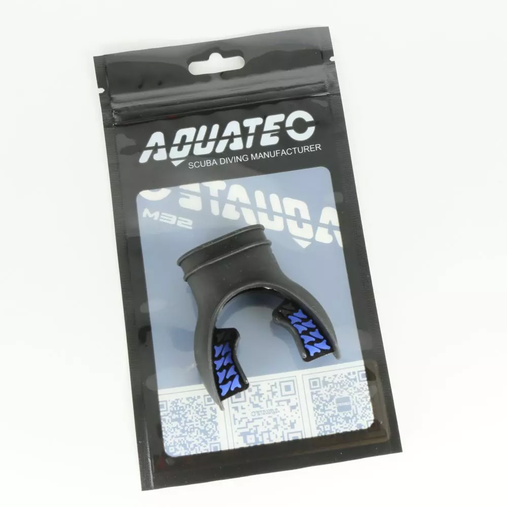 Загубник анатомический Aquatec (черный силикон; синий) Загубник анатомический Aquatec (черный силикон; синий)