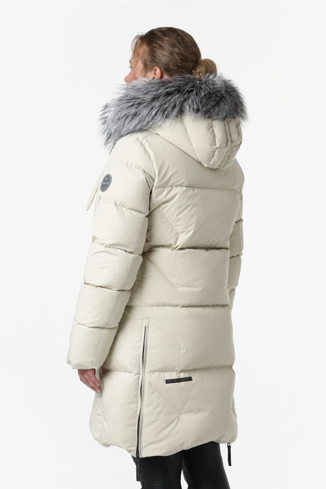 Пальто пуховое Марго SkyStretch Goose мех Енот (Женский; 46; Светлый Беж)