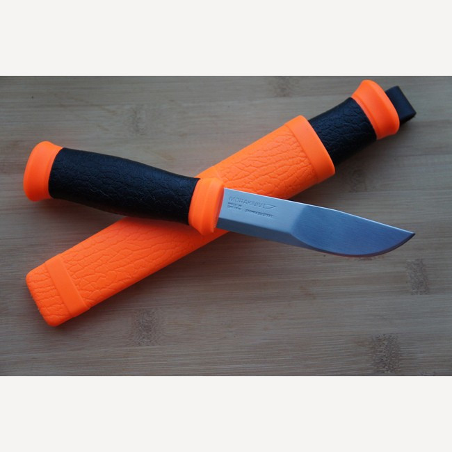Нож Morakniv Outdoor 2000 (S) Hi-Vis Orange (оранжевый; нержавеющая сталь)