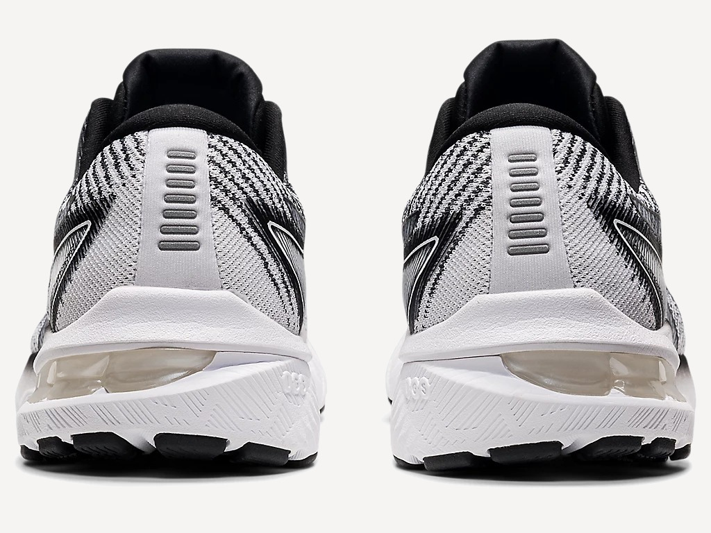 Кроссовки GT-2000 10 M (RU 42.5 EU 43.5 US 9.5 СМ 27.5; white/black) Кроссовки GT-2000 10 M (RU 42.5 EU 43.5 US 9.5 СМ 27.5; white/black)