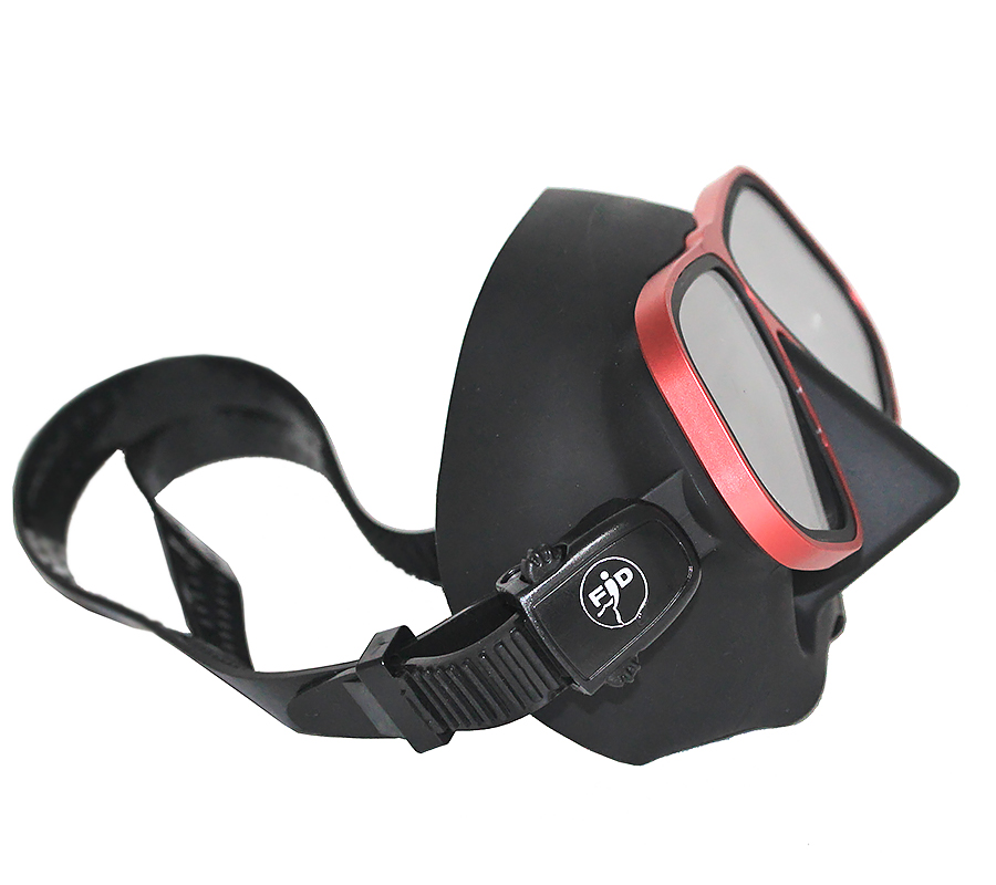 Маска FanDiver F299 с алюминиевой рамкой (черный силикон; красный)