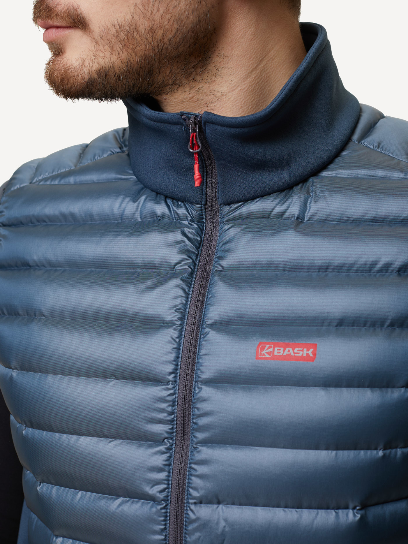 Жилет пуховой BASK Chamonix Lignt Vest (unisex; 44; Колониальный синий) Жилет пуховой BASK Chamonix Lignt Vest (unisex; 44; Колониальный синий)